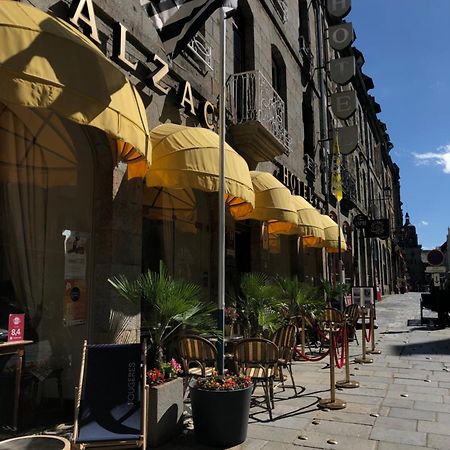 Balzac Hôtel Fougeres Exterior foto